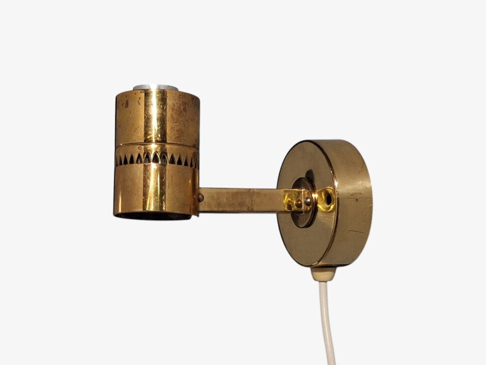 Hans-Agne Jakobsson, Wall Sconce, Brass, Opaline Glass, Sweden, 1960s