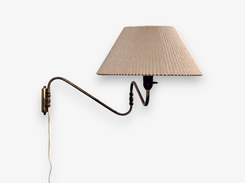Danish Modern, Articulating Wall Light or Sconce, Patinated Brass, Denmark, 1950s