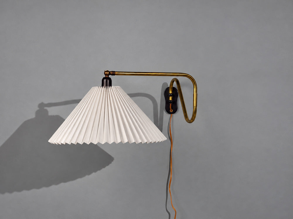 Voss Belysning, Articulating Wall Light, Paintated Brass, Metal, Denmark, 1950s