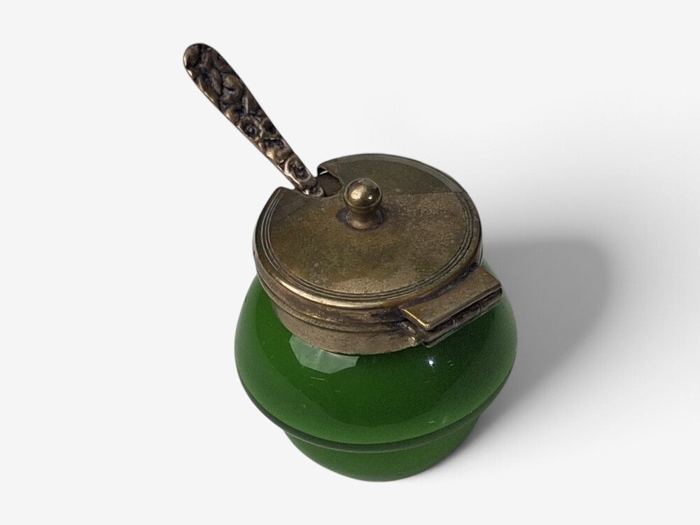 Art Deco, Snuff or Cocaine Lidded Pot, Green Art Glass, Sterling Silver, 1930s