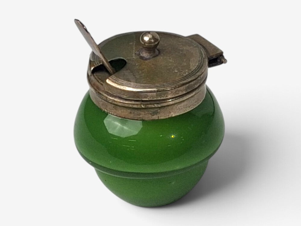 Art Deco, Snuff or Cocaine Lidded Pot, Green Art Glass, Sterling Silver, 1930s