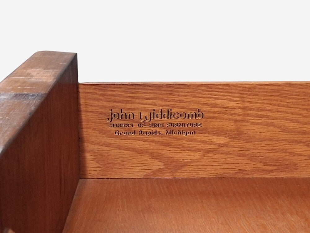 John Widdicomb, American Modern, Gentleman's Chest, Walnut, Brass, USA, 1960s